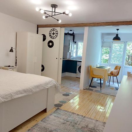 Studio 22 Craiova Buitenkant foto
