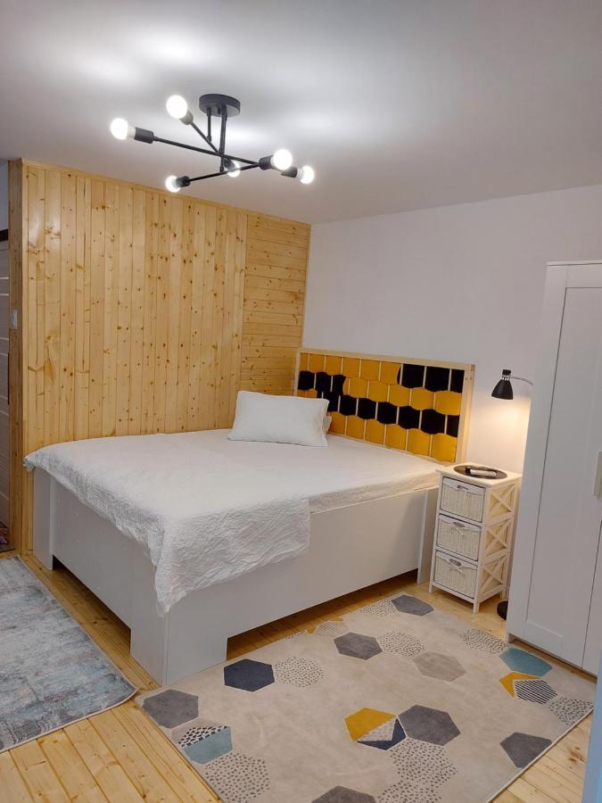 Studio 22 Craiova Buitenkant foto